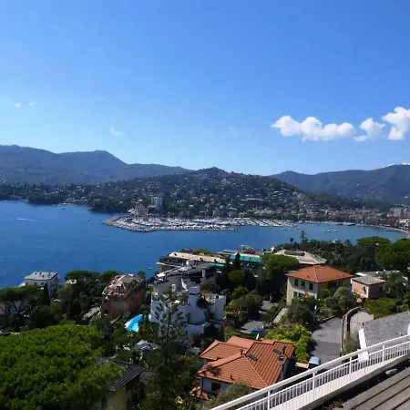 Apartment Casa Vacanza A Rapallo